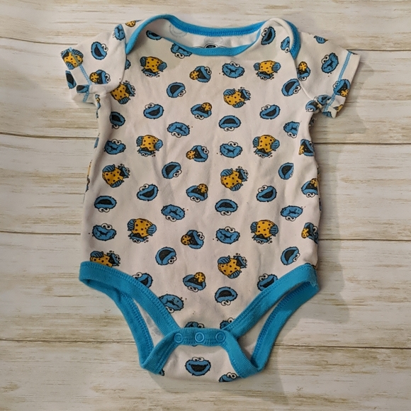 6-9M boys lot of clothes - Picture 4 of 6